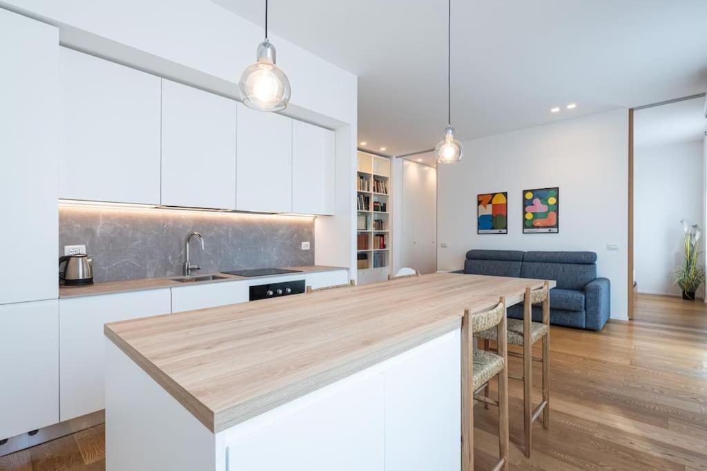 Apartment Splendid One Bedroom De Angeli 2nd Fl - Mirable Pm