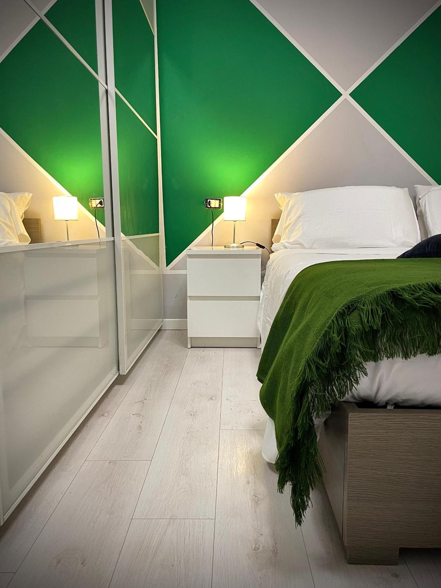 Apartment 22cap *