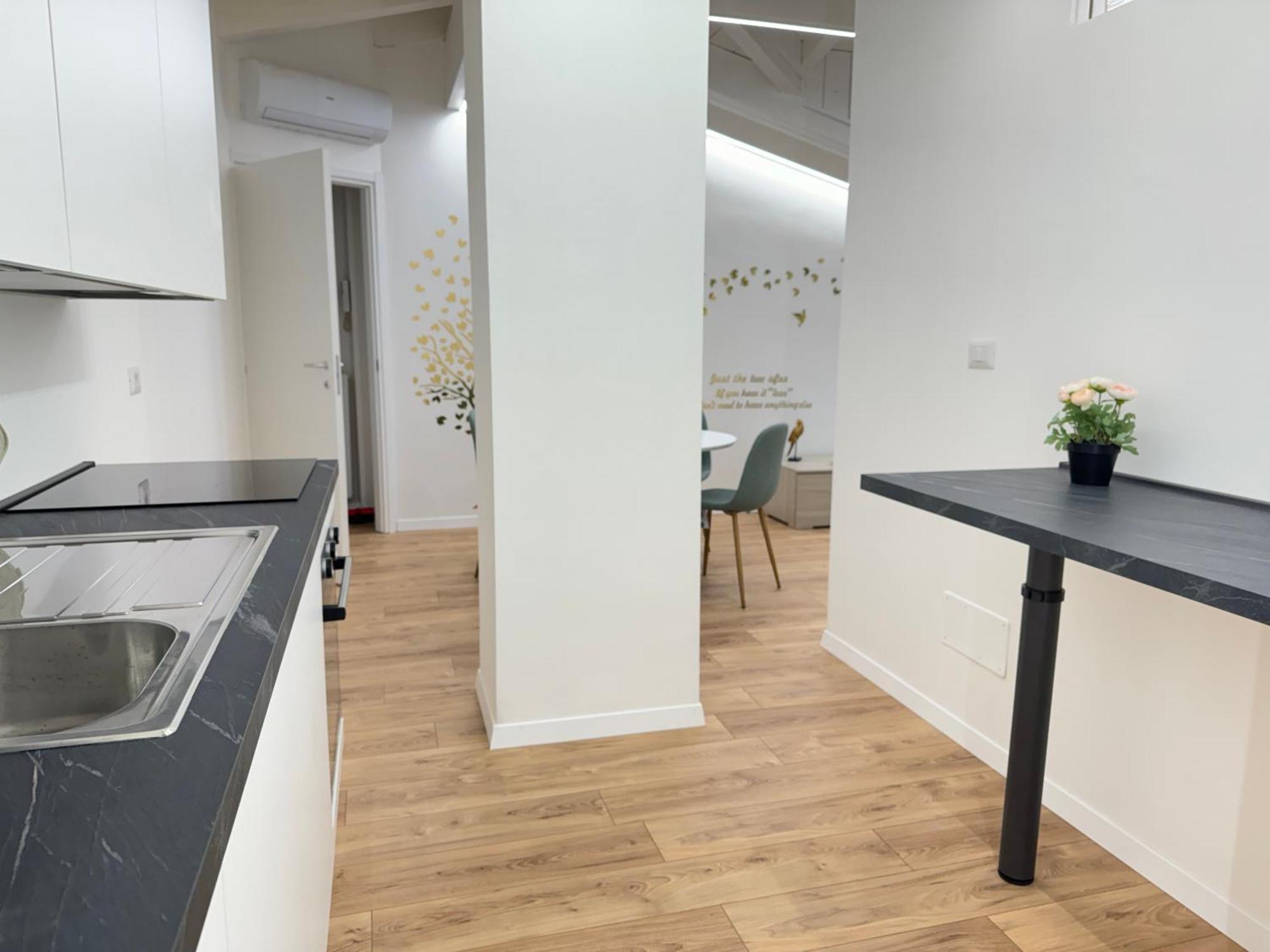 Luxury Beauty-flat In * Milan