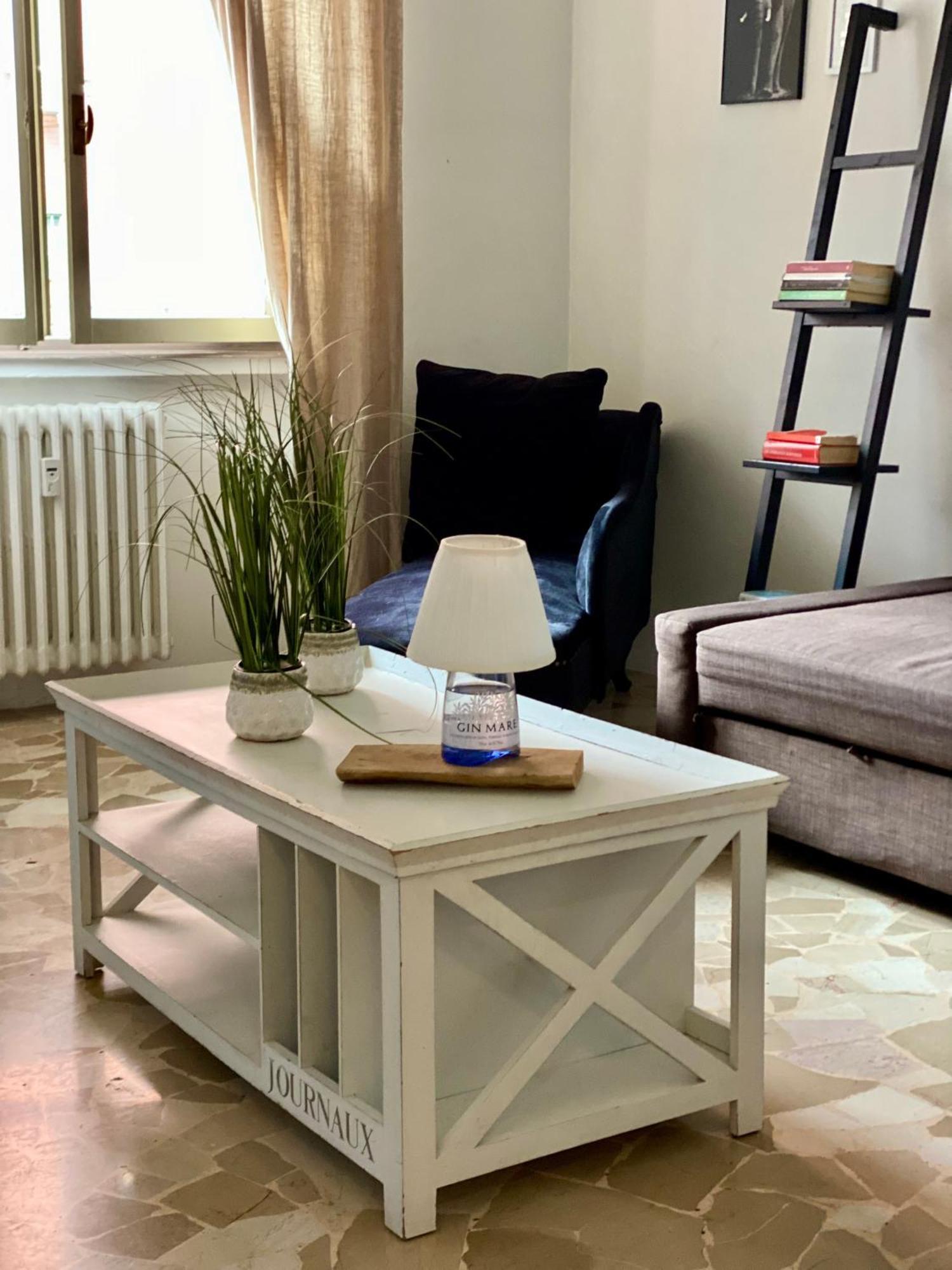 Exclusive Deluxe Between Duomo & San Siro Apartment Milan