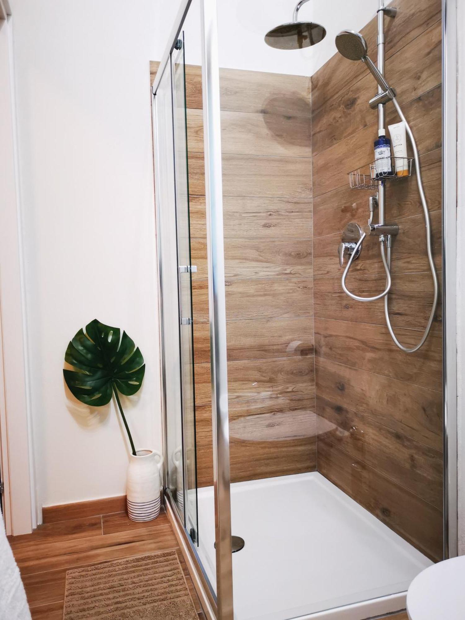 Spacious 50 Meters From The Metro * Milan