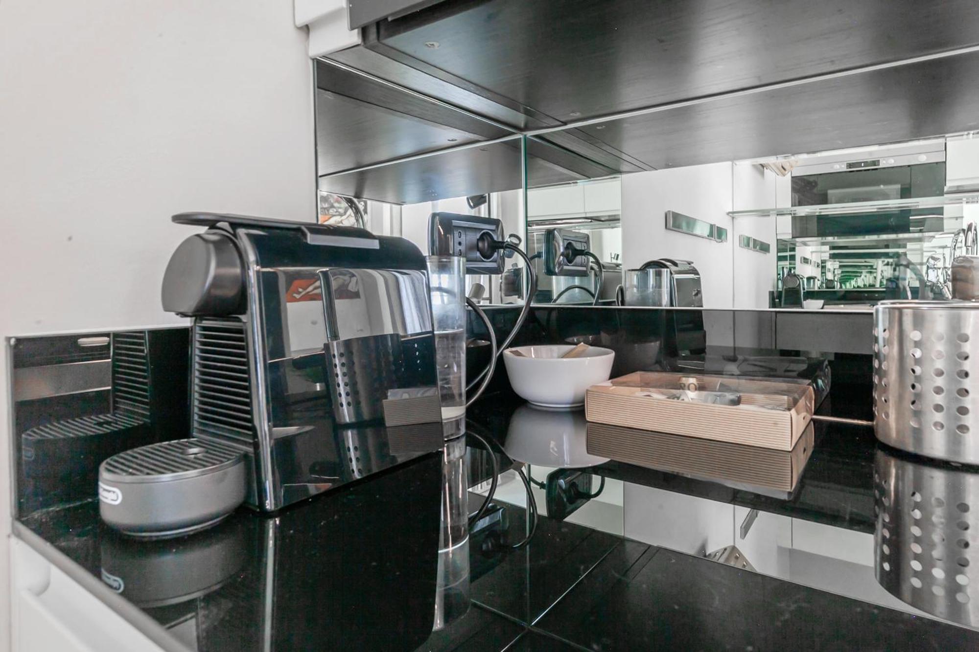 Apartamento San Babila Executive - Discover The Historic Centre Of Milão