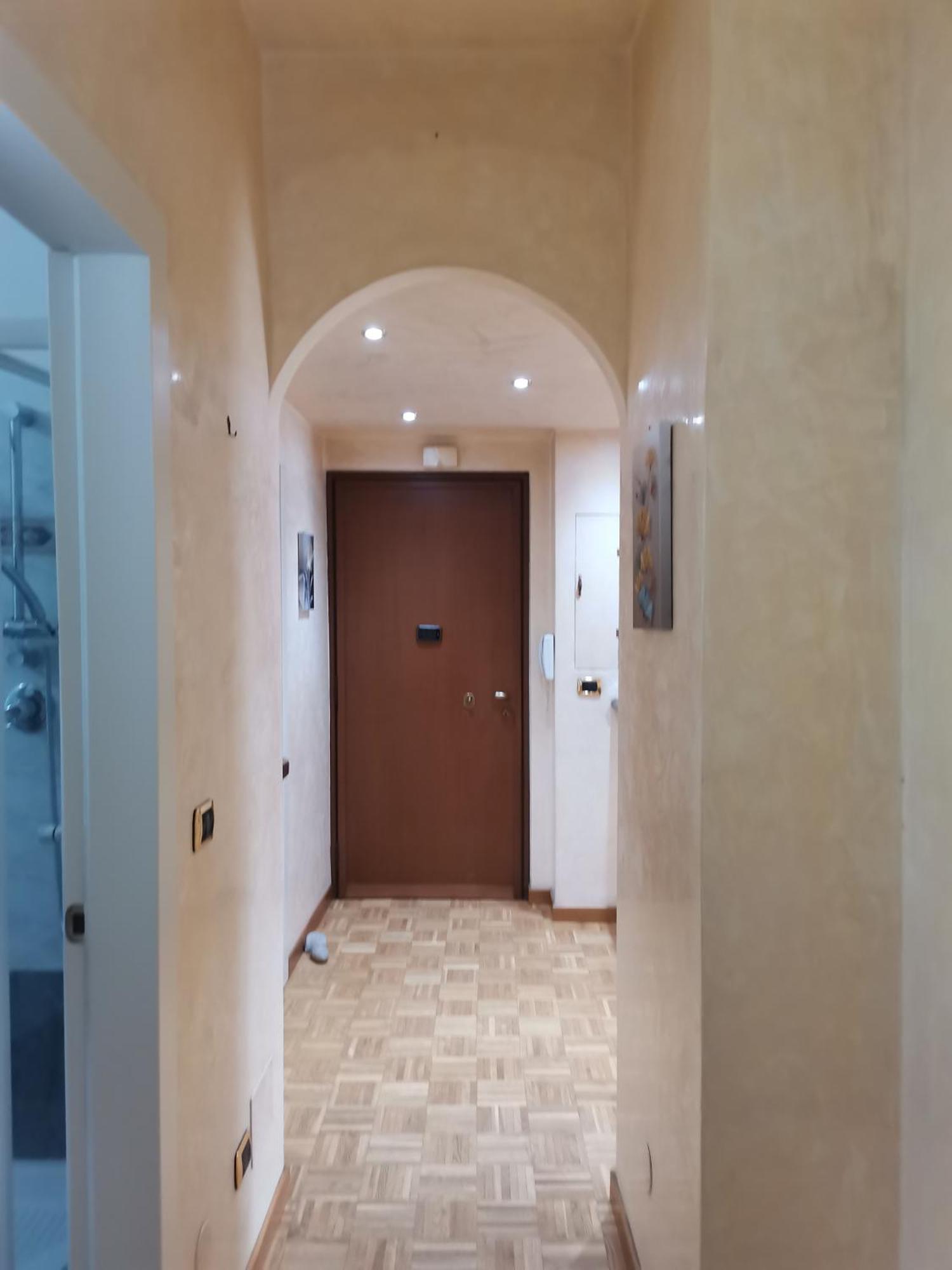 Uruguay 3 Da Letto Apartment Milan