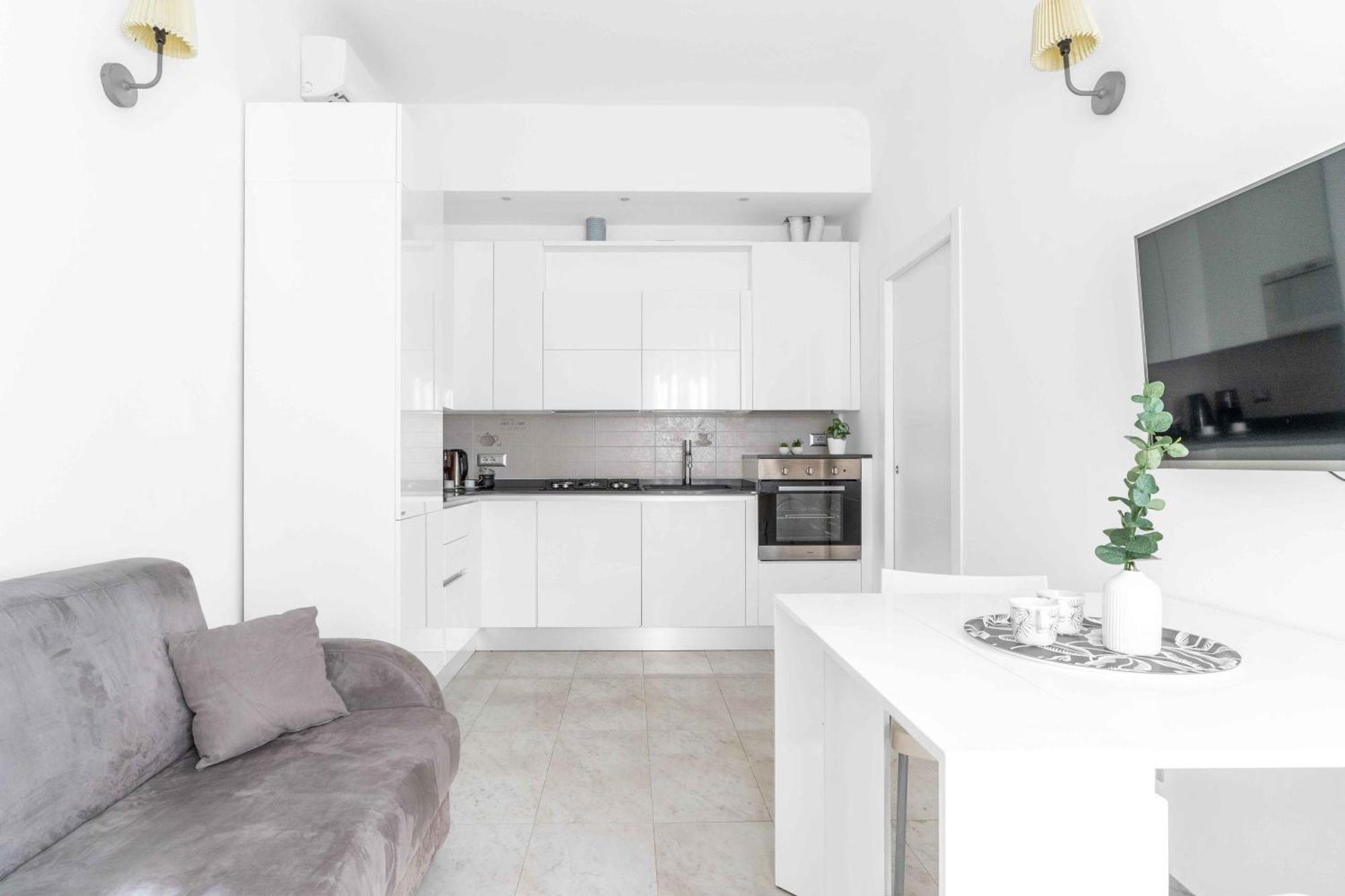 Apartment Bright Top-floor - 5mins Station *