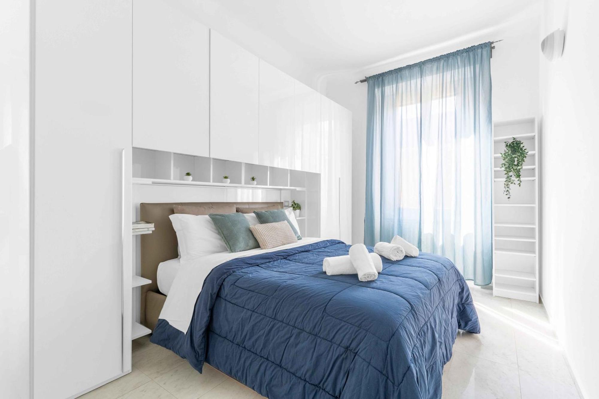 Apartment Bright Top-floor - 5mins Station *