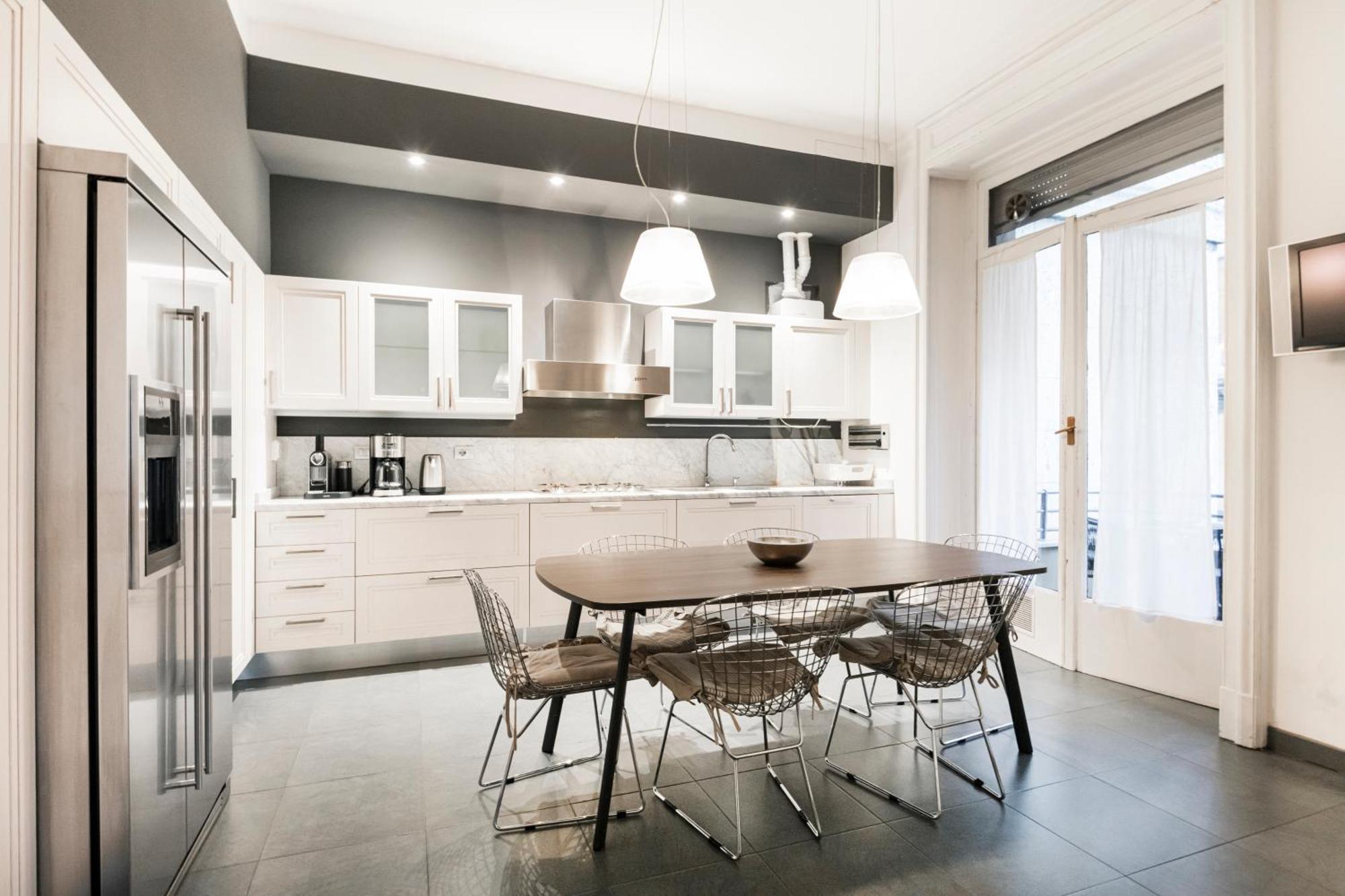 Apartment Easylife - Magnificent Splendid Sant'ambrogio Milan
