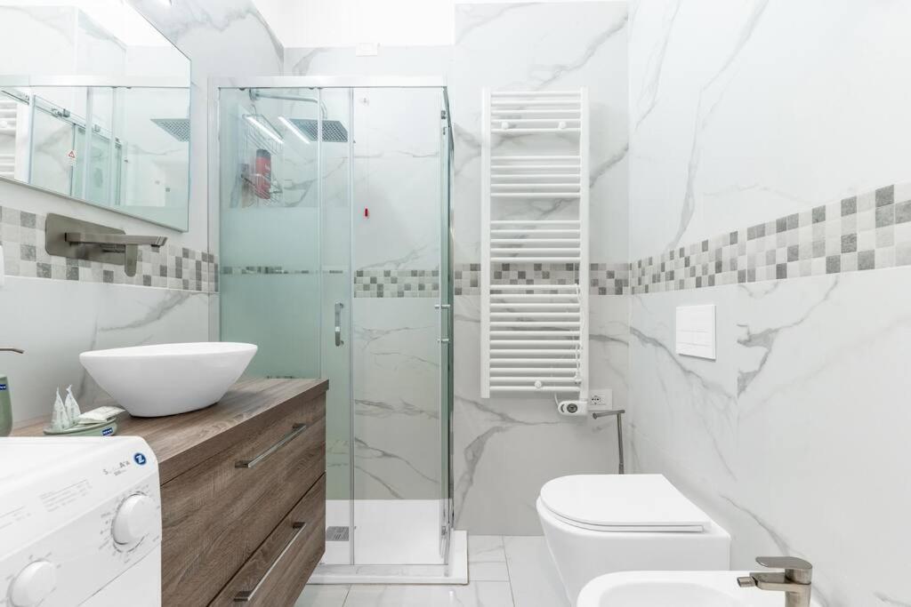 Apartment X4-self Check-in-m2 Famagosta-ac Milan