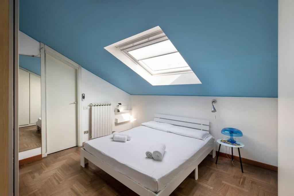 Two Bedroom Last Floor Sarpi - Mirable Pm Apartment Milan