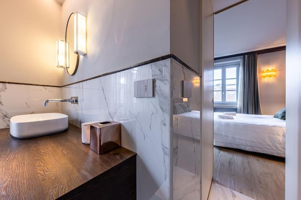 2 Floor Near Duomo Apartment Milan
