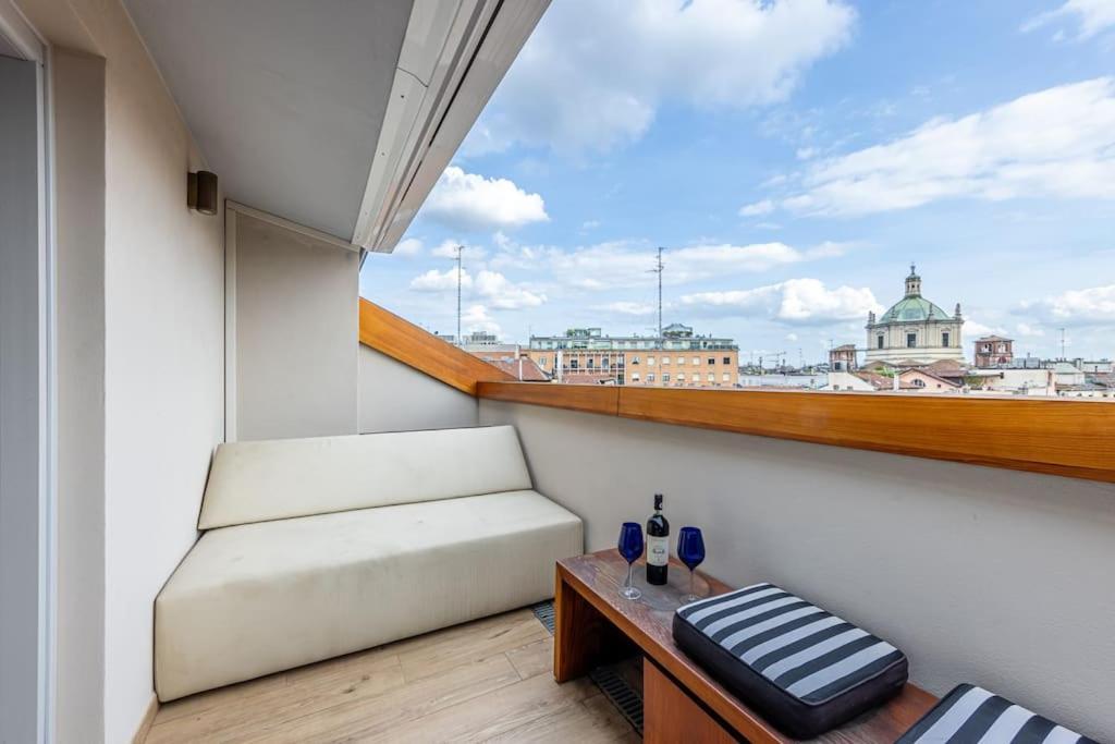 2 Floor Near Duomo * Milan
