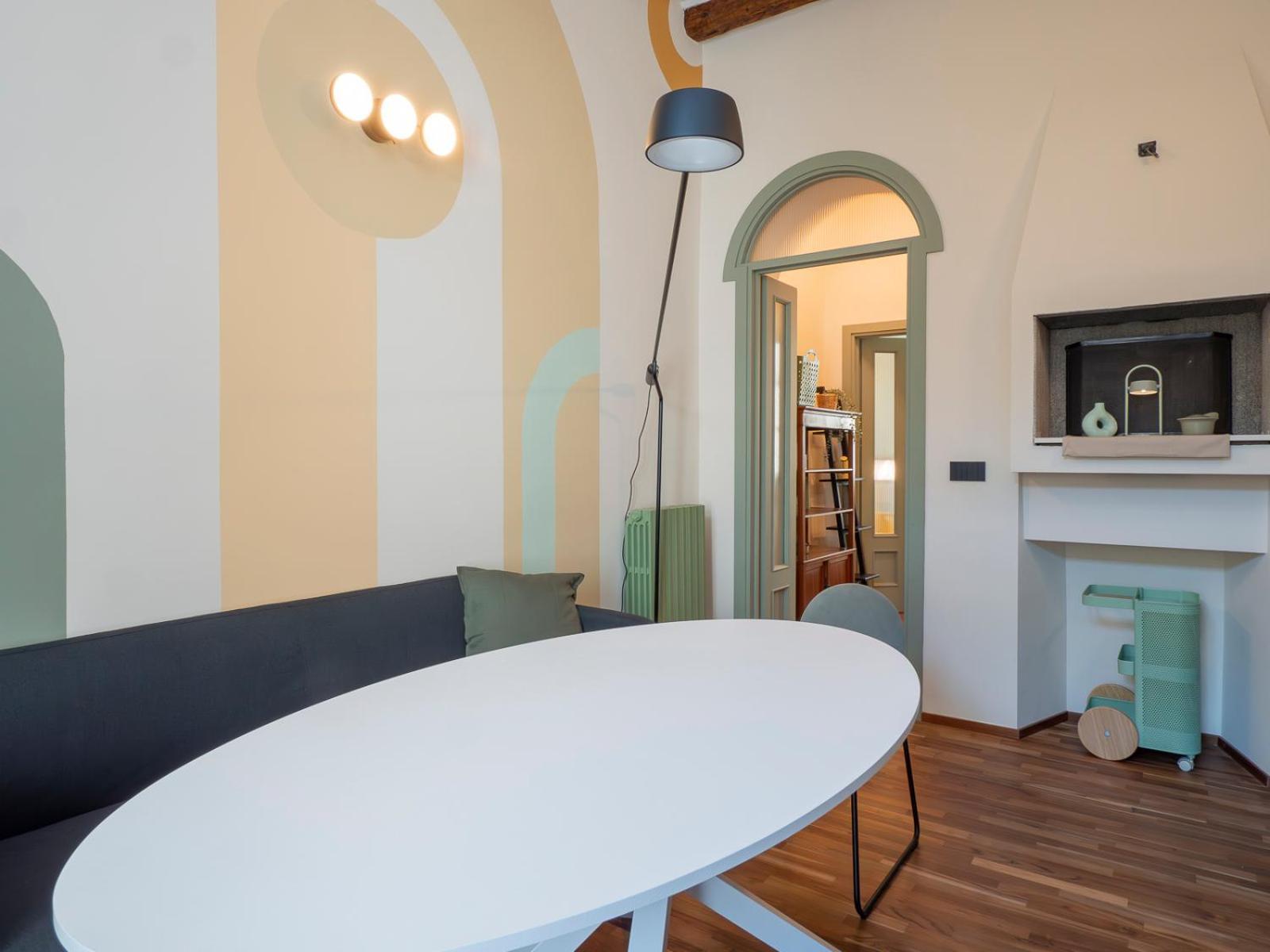 Xenia - Renovated Two-room In Sant'ambrogio Apartment