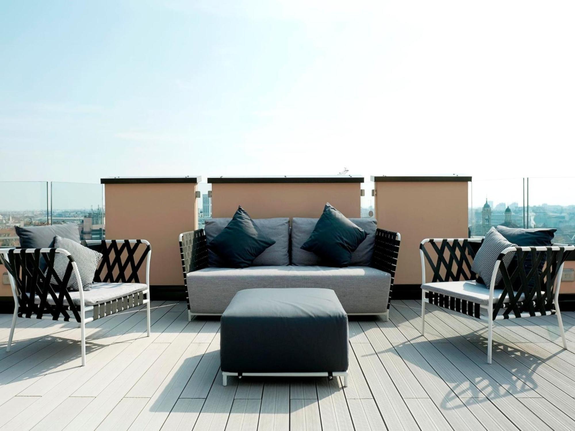 With Shared Terrace Apartment *