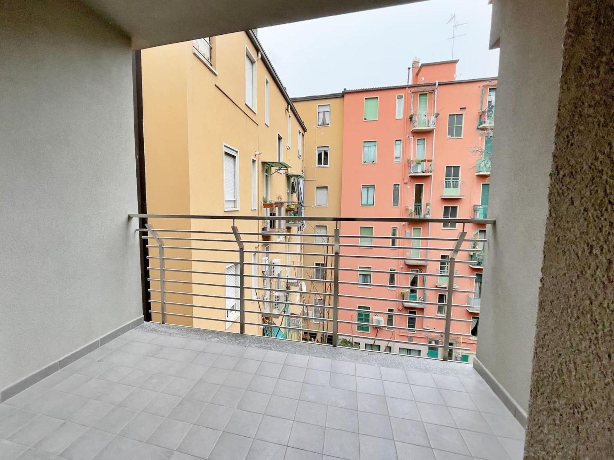 Modern Near Center Milano