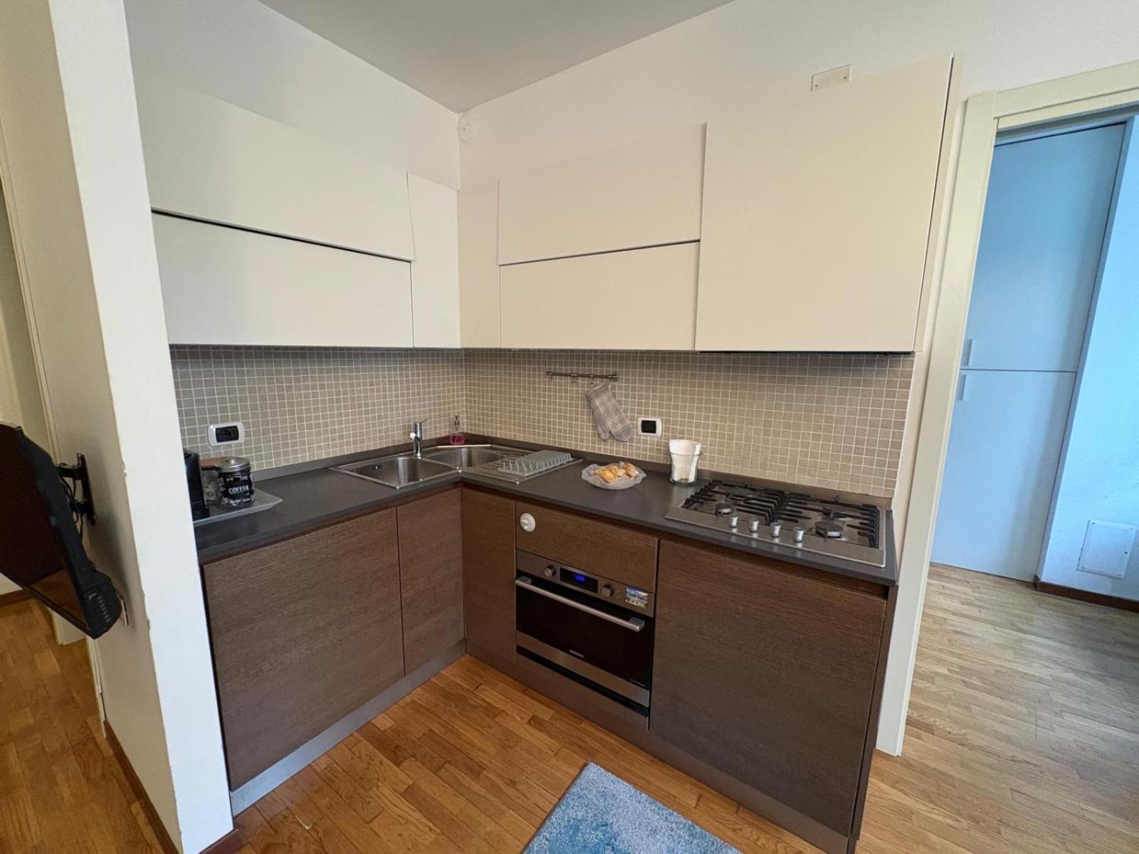 Lillaholidays - Tertulliano 8 Apartment Milan