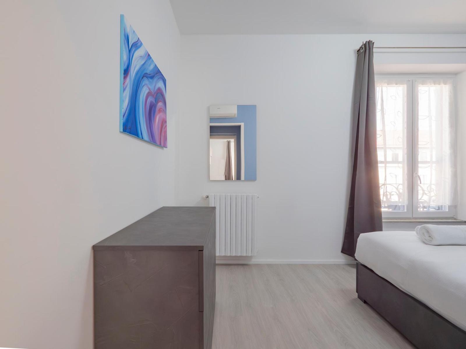 I Host - Ascanio Sforza 47 * Milan