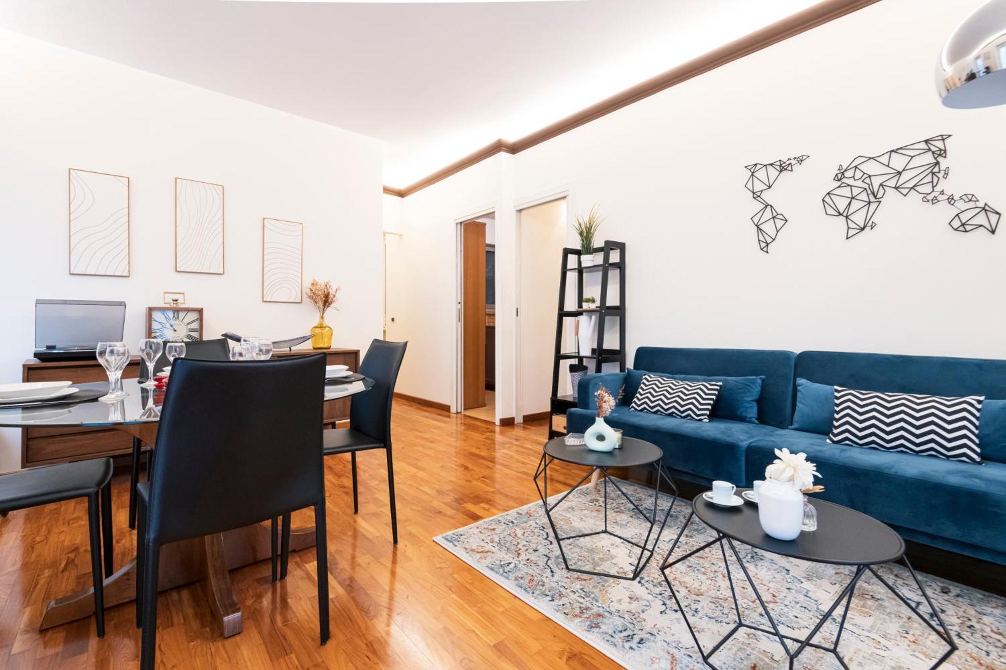Easylife - Pearl With Balcony On Ticinese District * Milão