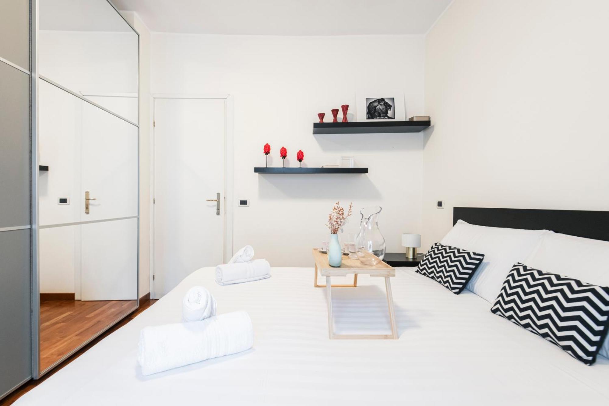 Apartamento Easylife - Pearl With Balcony On Ticinese District *