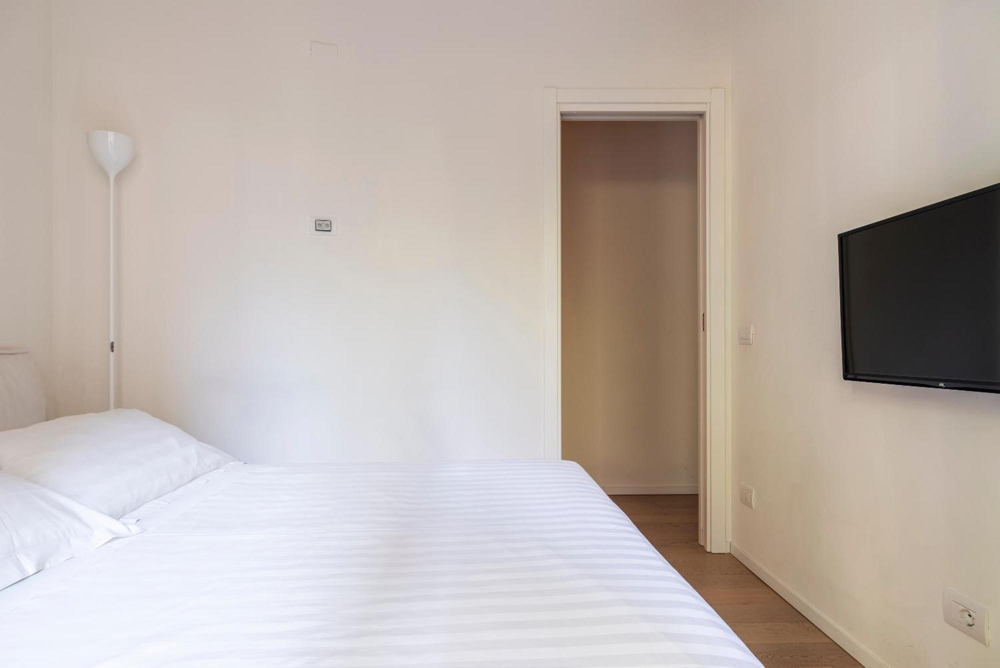 Fifty Eight Duomo Apartment Milan