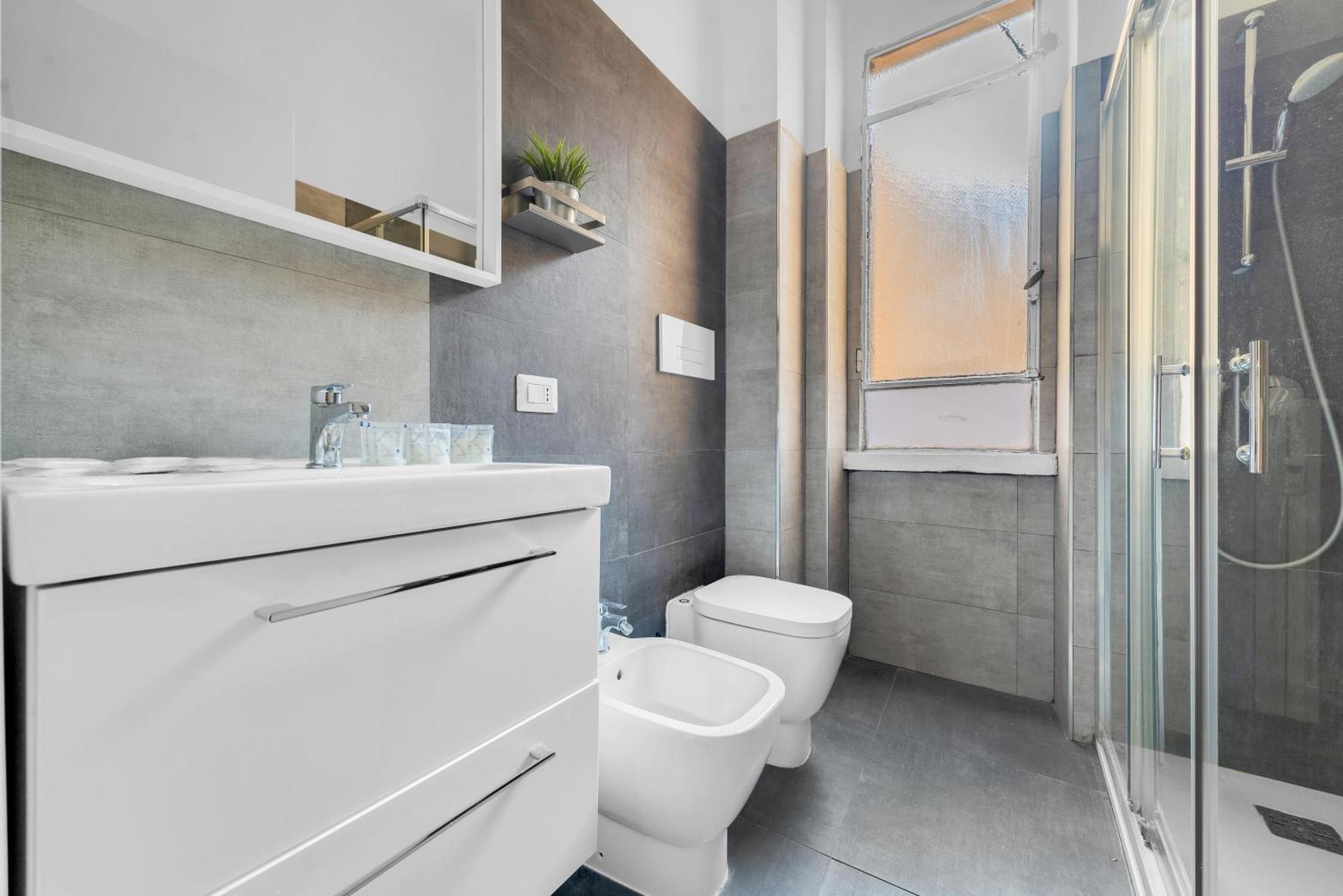 Mo117 -loreto- Duomo-large - View Of - Apartment Milan