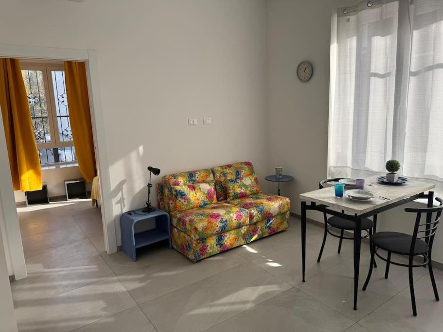 --free Private Parking-wi- Fi And A-c Apartamento Milão