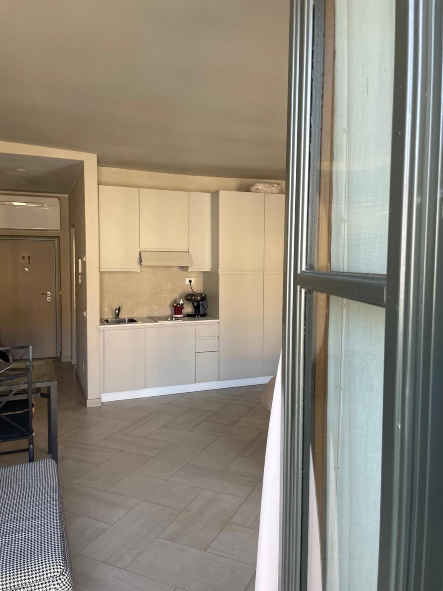 Ripa39 - Ampio Monolocale Affaccio Naviglio Grande Apartamento Milão