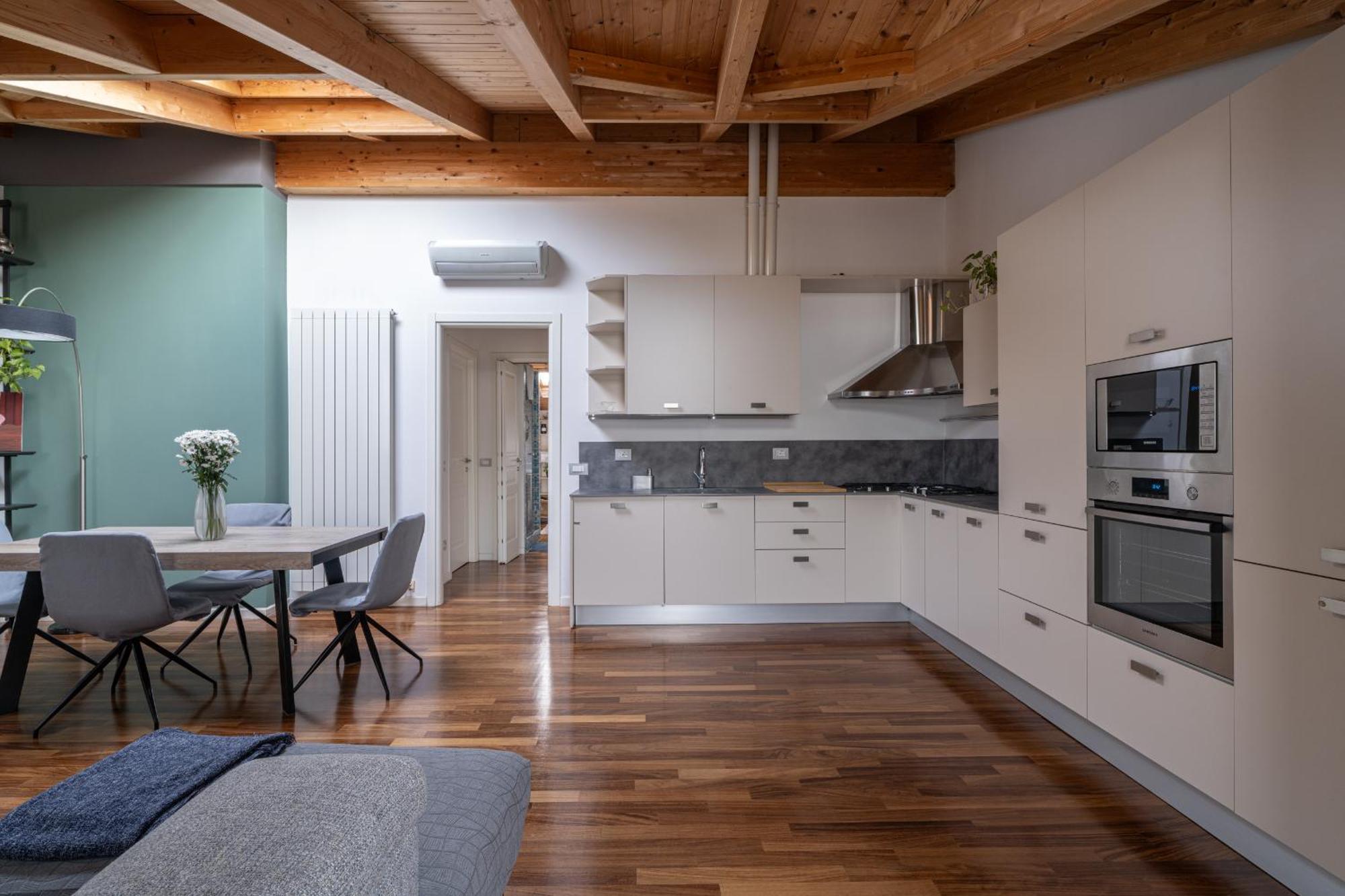 Spazioso Loft In Bicocca Apartment