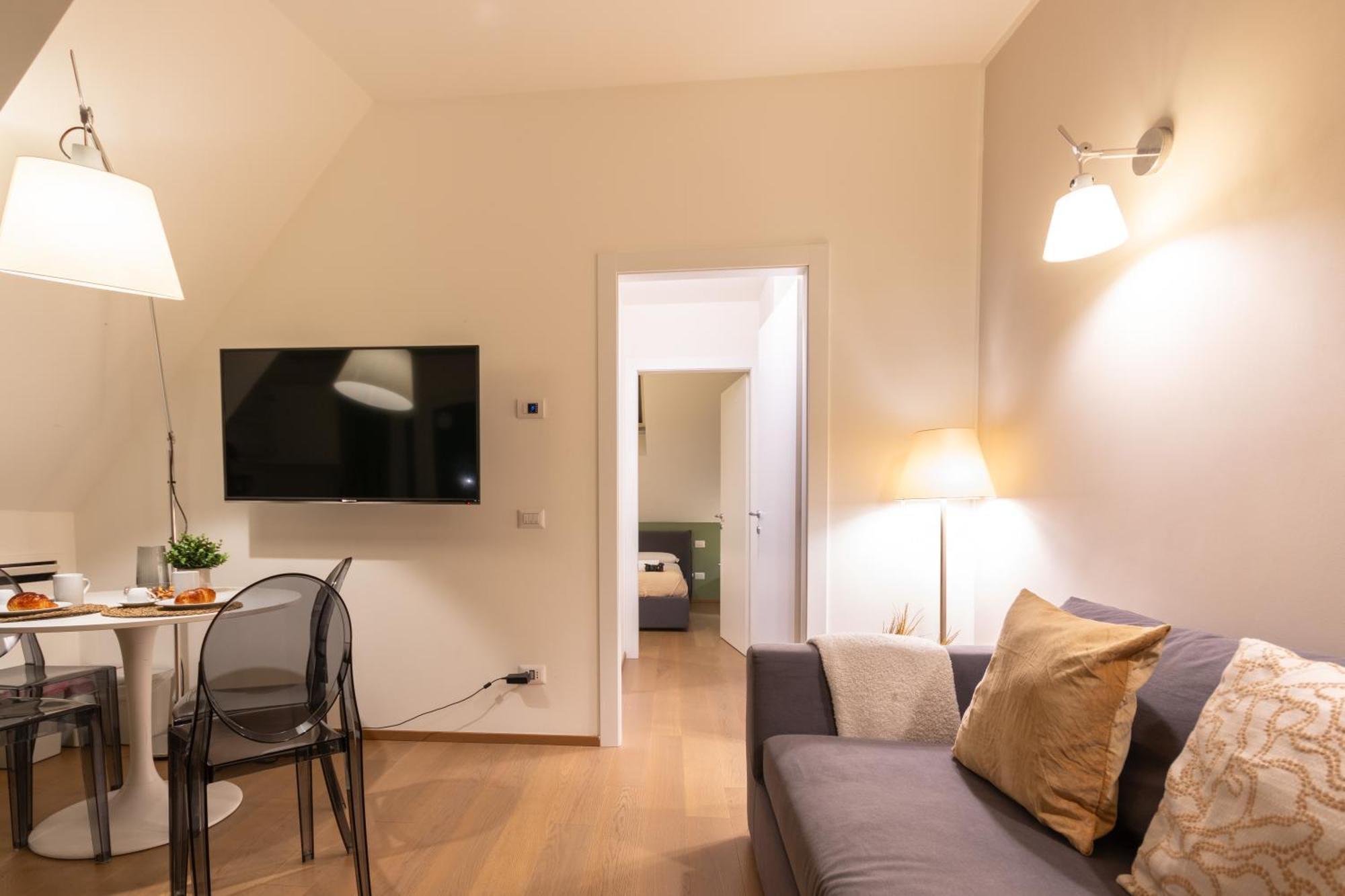 Apartment Corso Collection, Design Milan