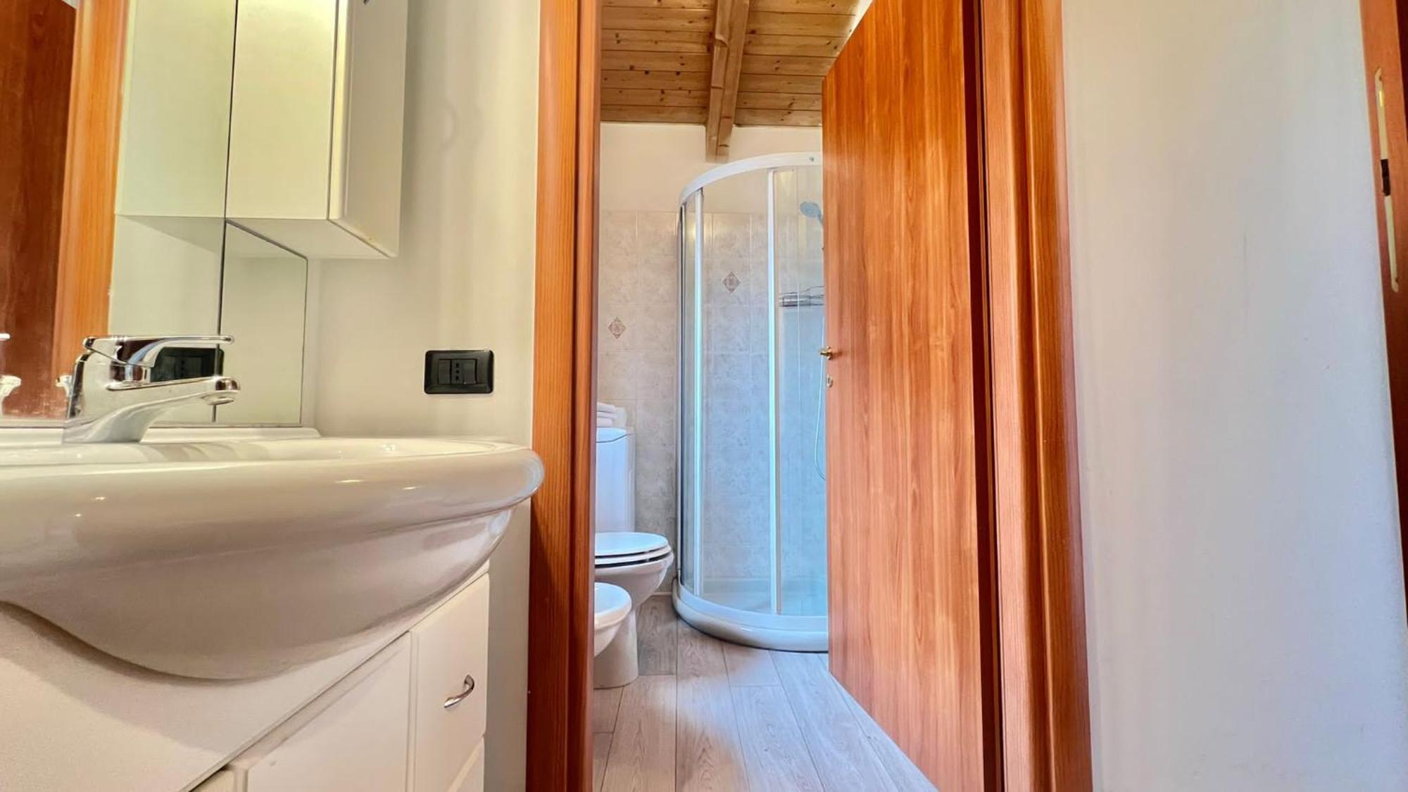 Apartment Moderno Con Design Caldo E Accogliente, Con Parcheggio Gratuito E Balcone Privato, Vicino A Fiere, Eventi E Concerti Milan