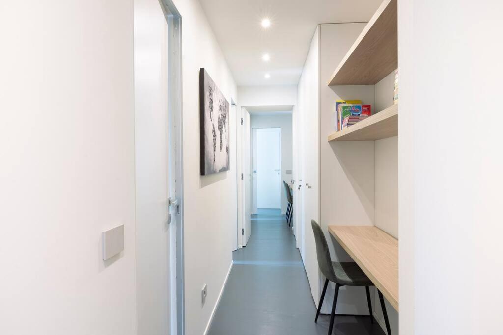 3-bedroom Design House San Babila-tricolore-m4 Apartment *