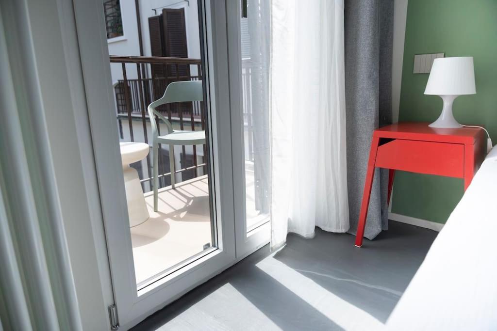 3-bedroom Design House San Babila-tricolore-m4 Apartment *