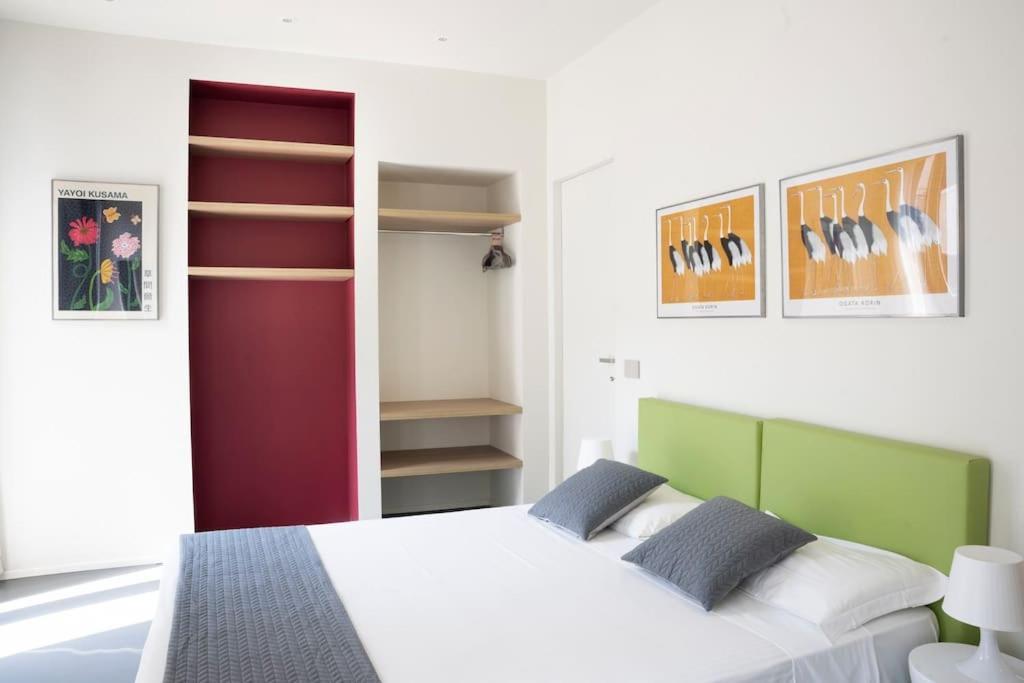 Apartment 3-bedroom Design House San Babila-tricolore-m4