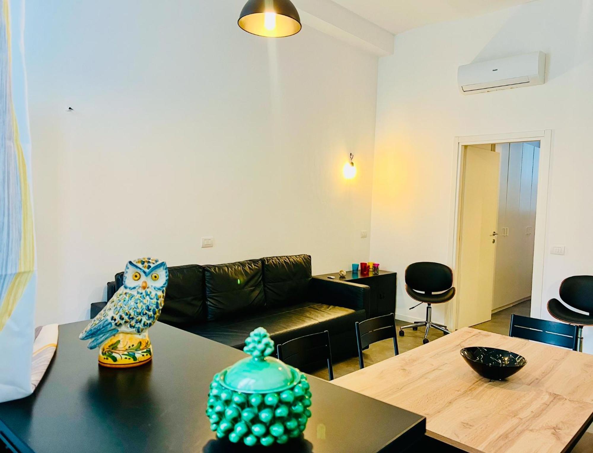Flats And Modern In Navigli Apartment *