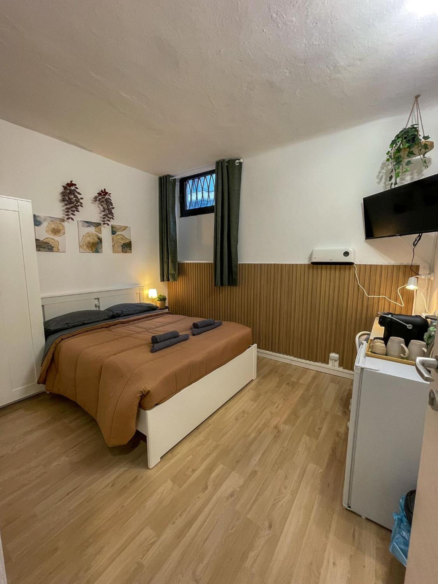 Home In Town - Home In City Life Homestay *