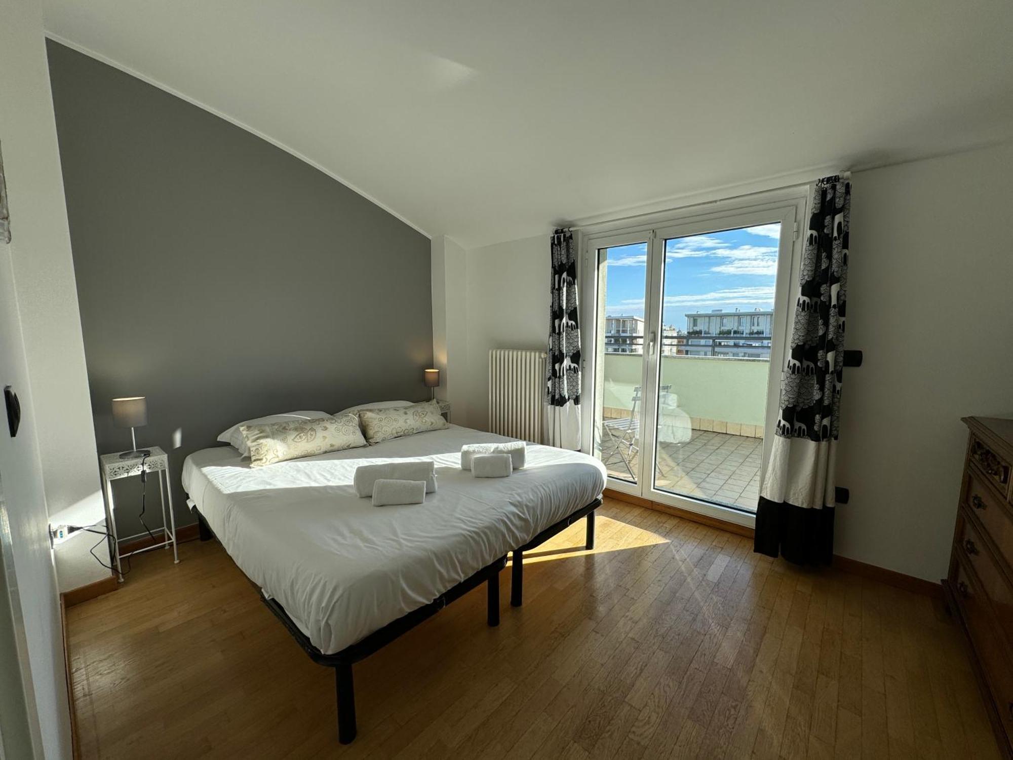 Apartment - Attico Con Doppia Terrazza Milan