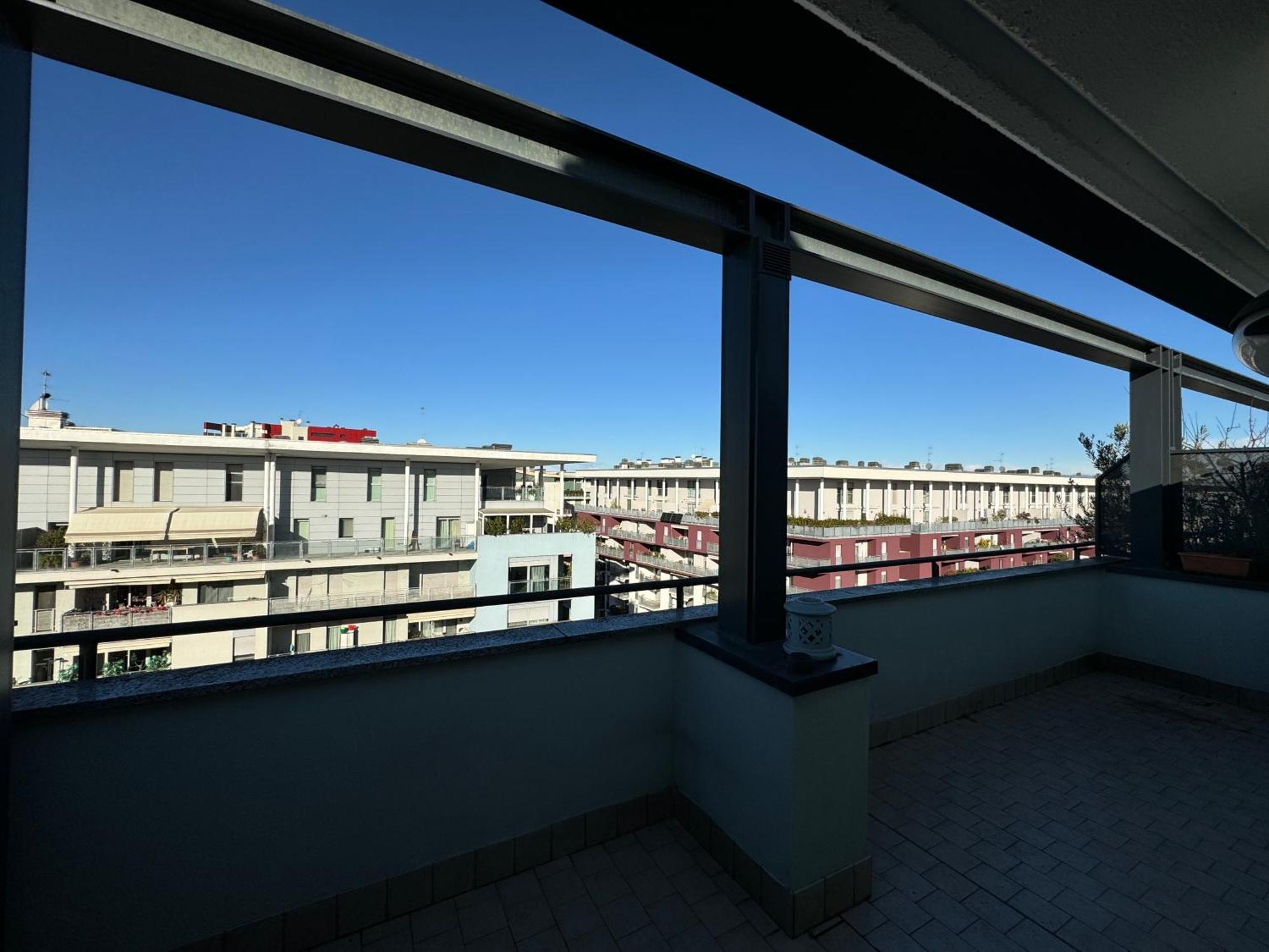 - Attico Con Doppia Terrazza Apartment Milan
