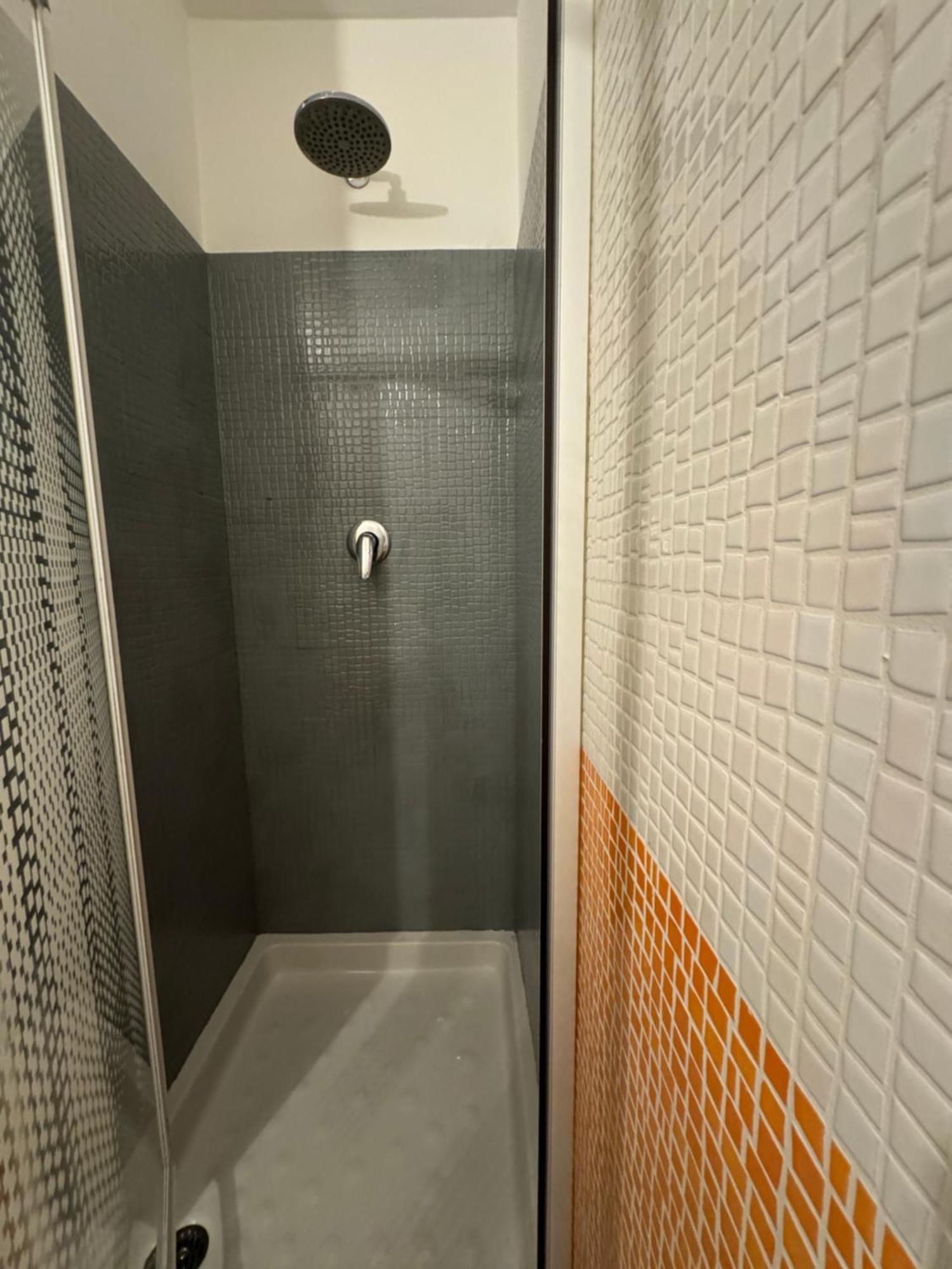 - Attico Con Doppia Terrazza Milan
