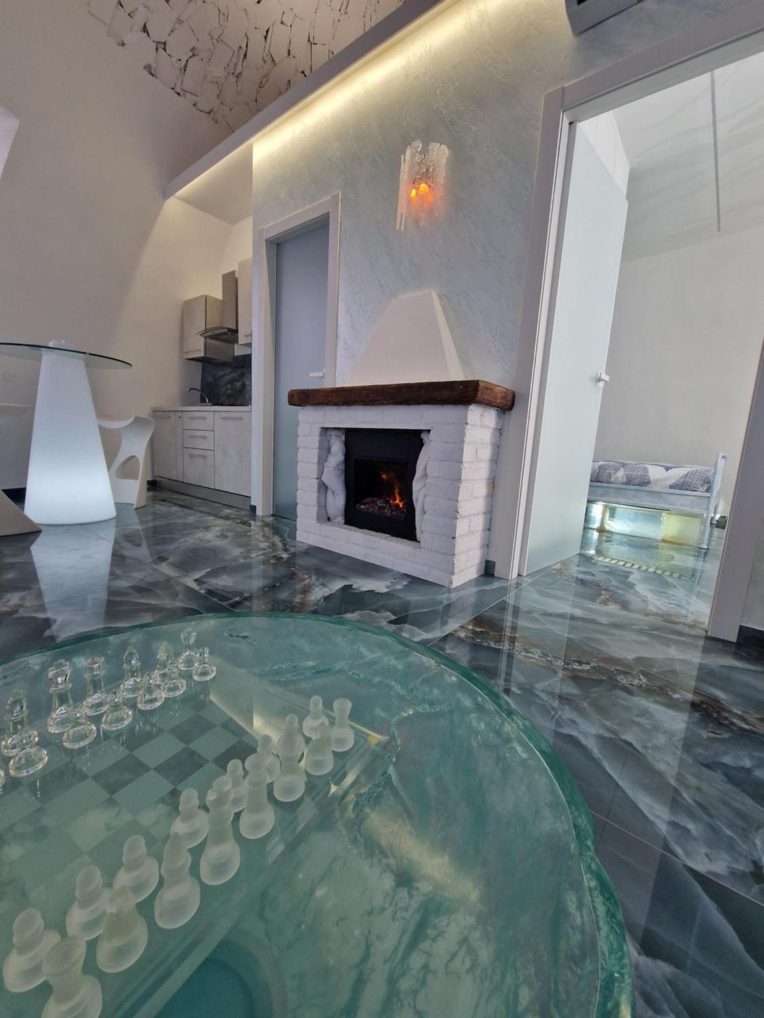 The Igloo * Milan
