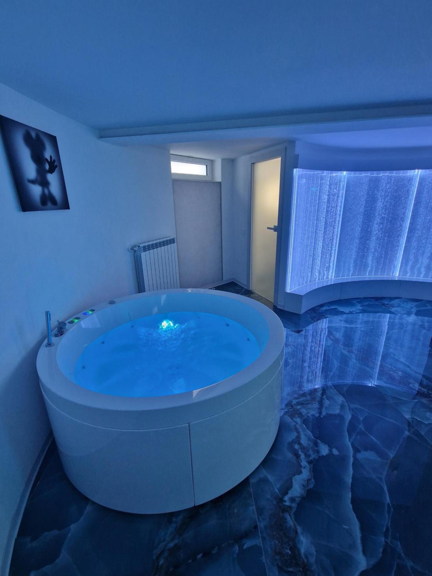 Villa The Igloo Milan