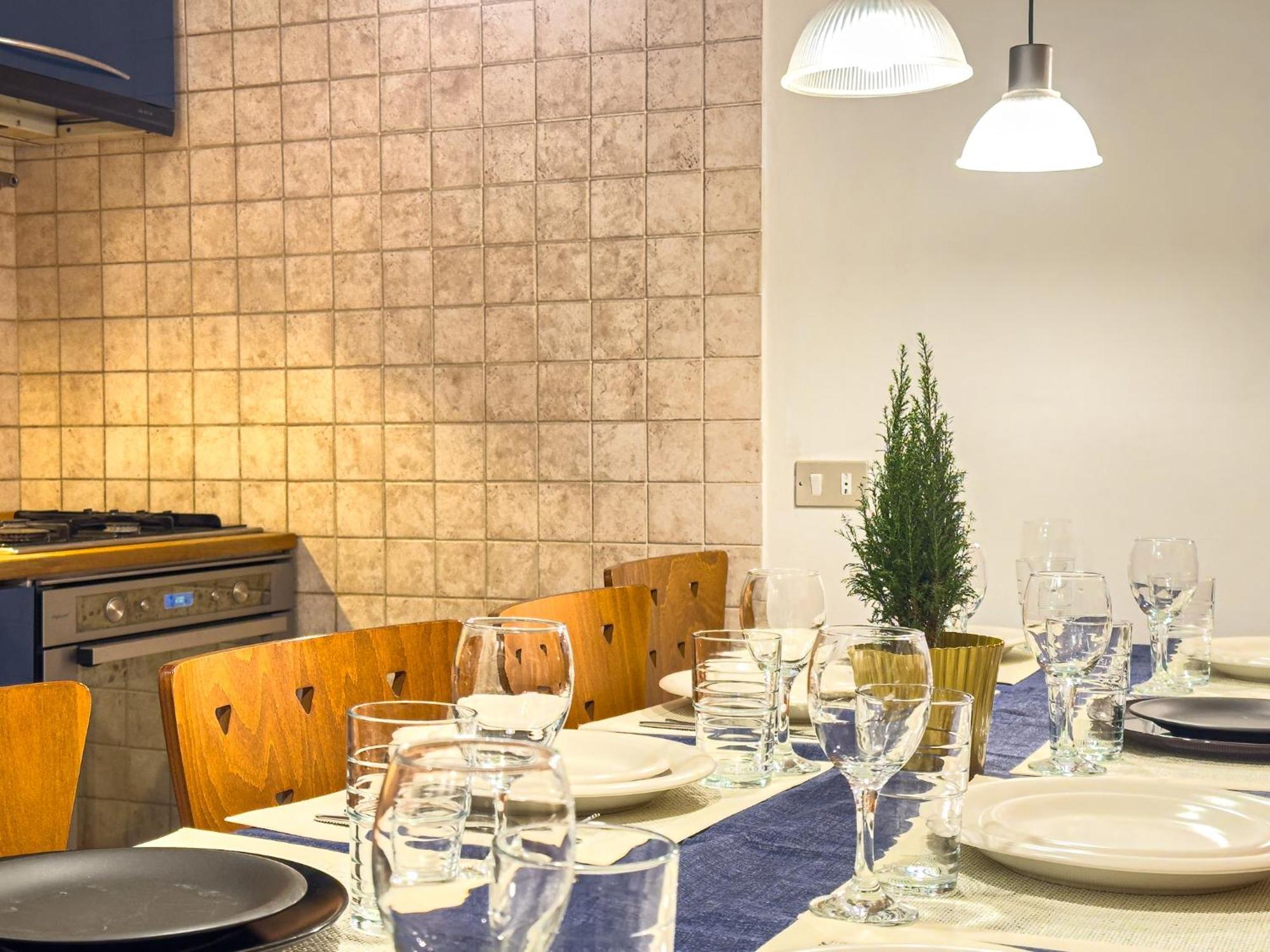 Isola District Apartment Milan