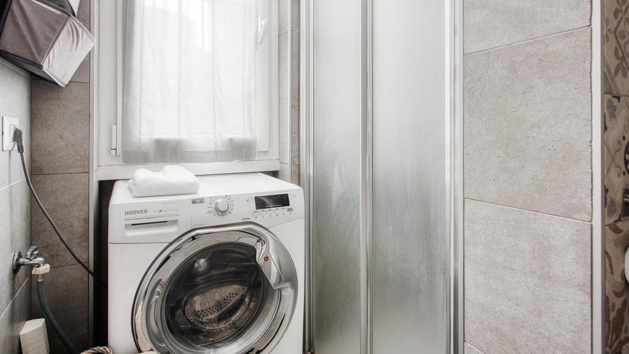 Apartamento Ideal Rent - Albertinelli 9 Milão