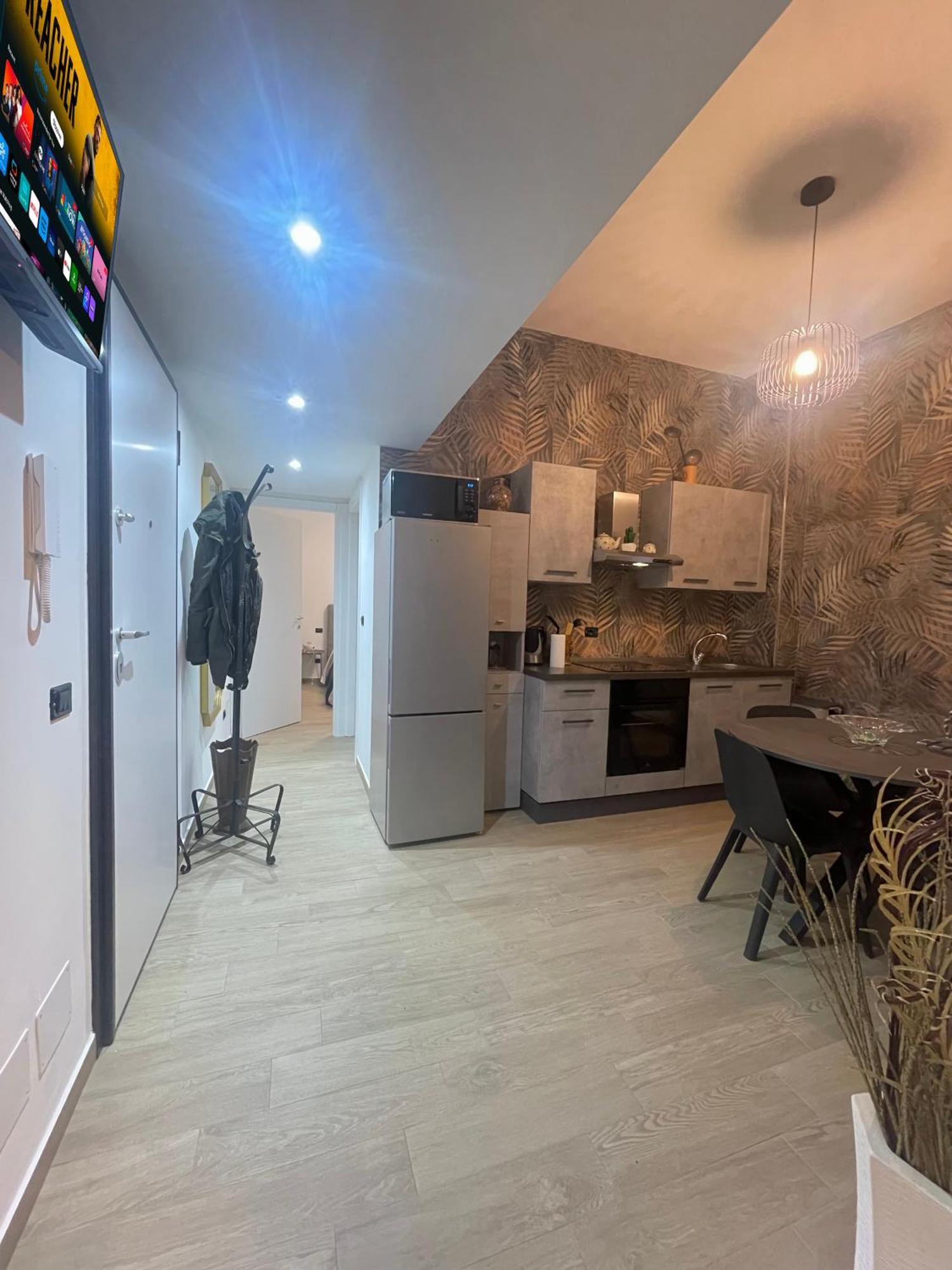 Apartment 22cap *