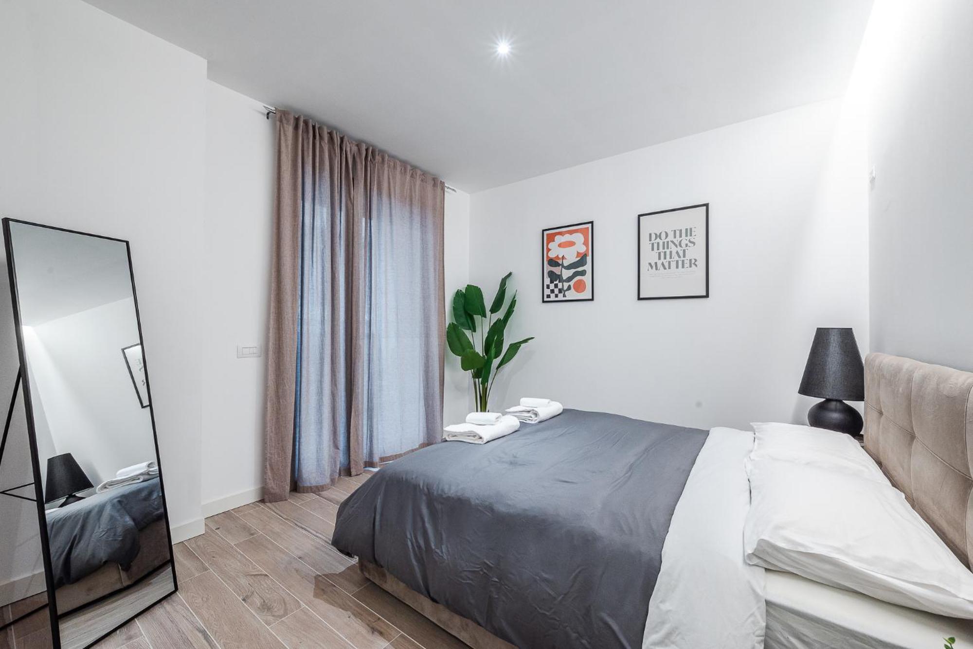 Urban Garden Flat In Modern Style Apartment *