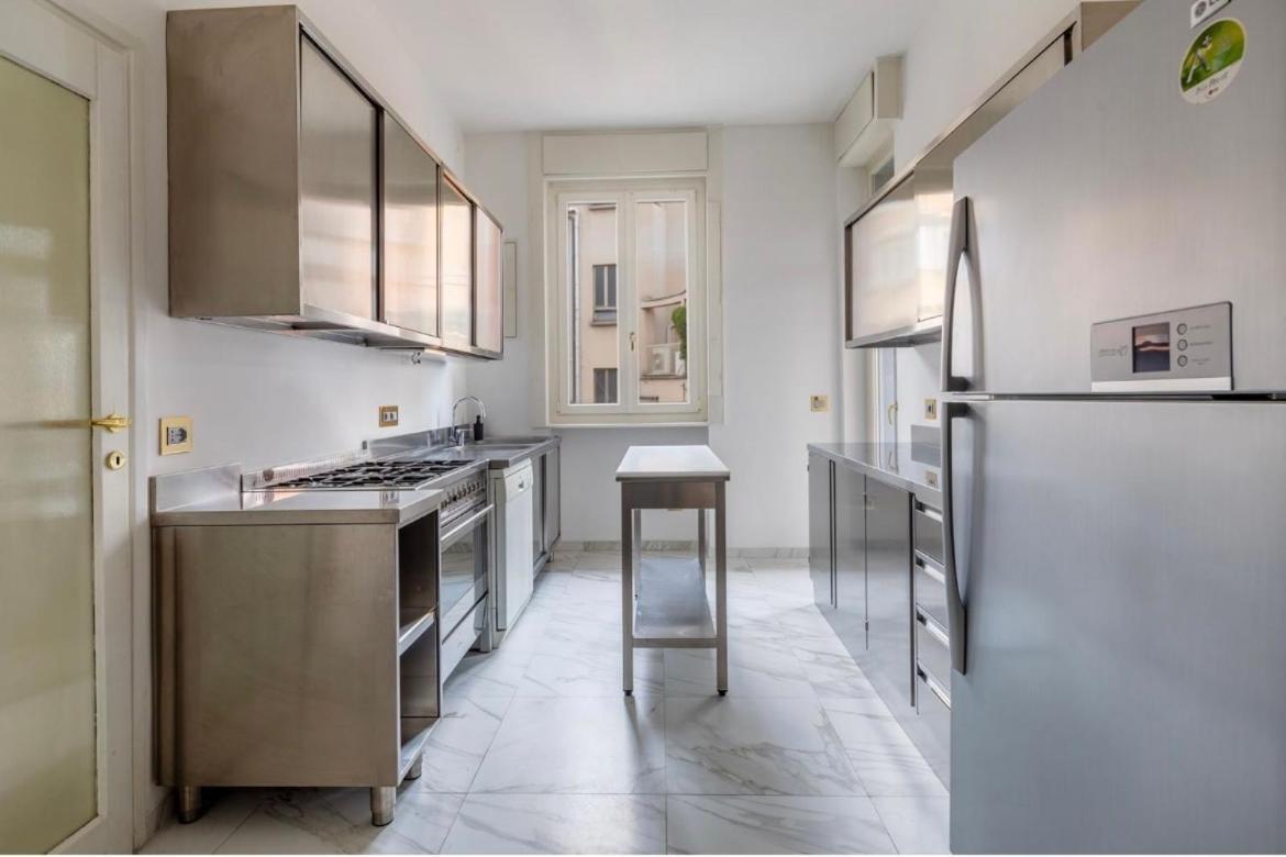Appartamento 10 Minuti Dal Duomo - Elegante Domus Milano