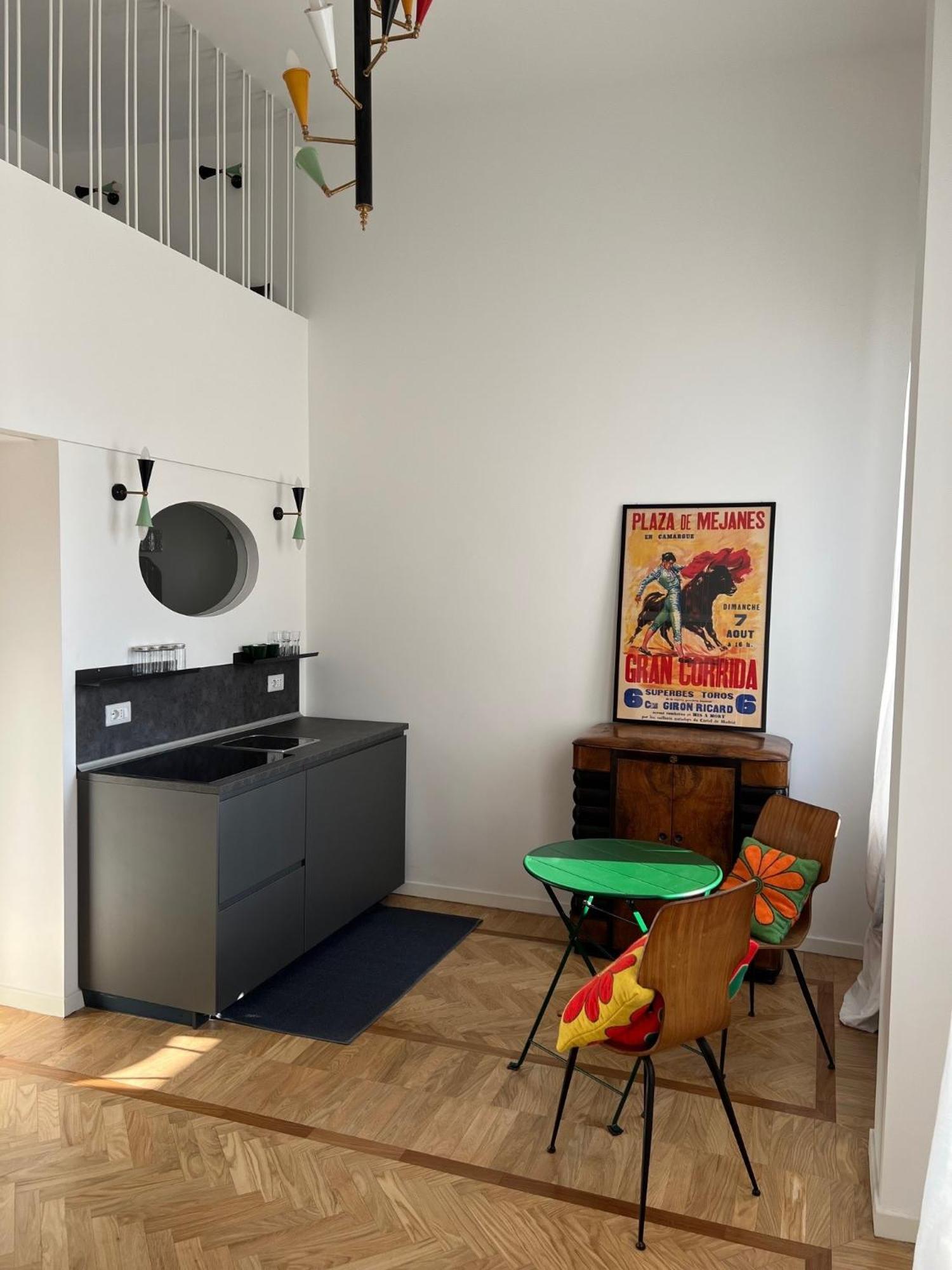 Apartment Design In The Heart Of Milan