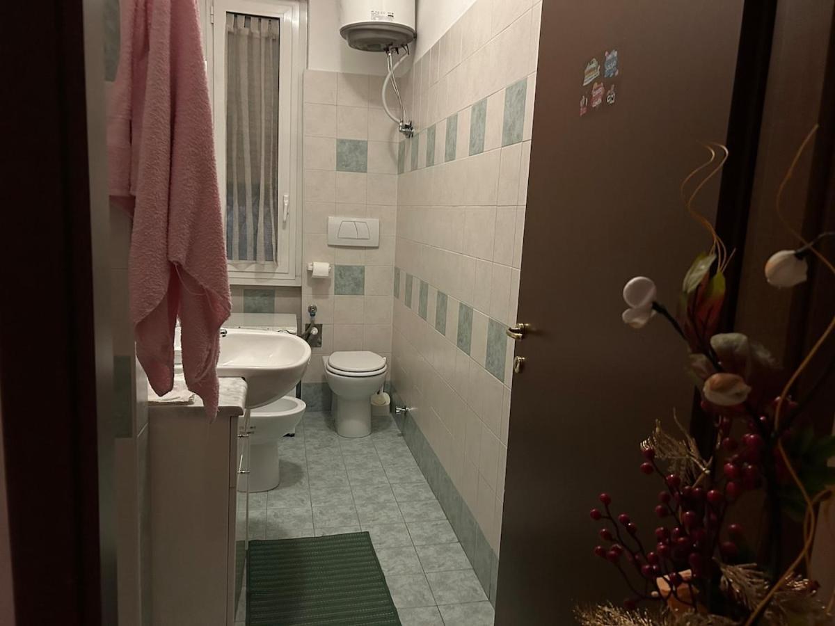 Casa Jaures-turro, 10 Meters From The Metro, Red Line Mm1 Apartment *