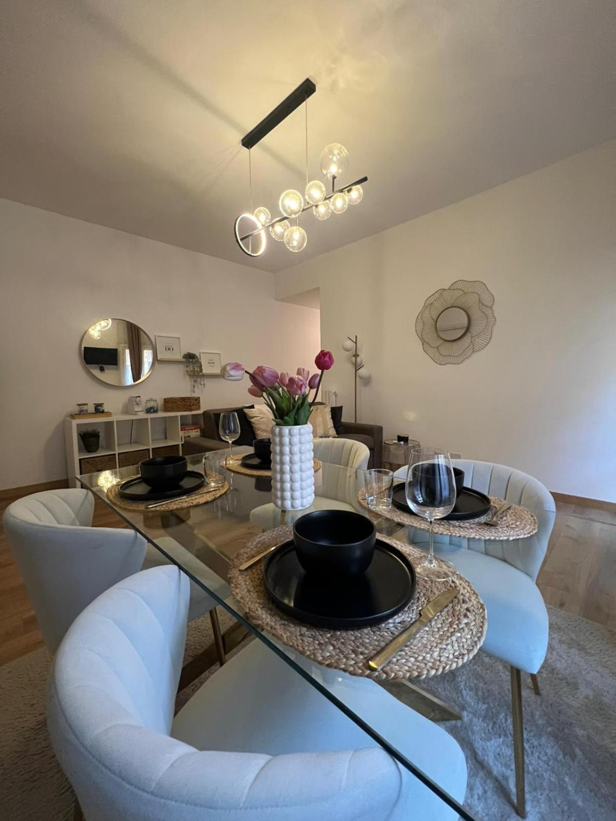 Apartment La Regina Delle Locazioni In Bocconi Milan