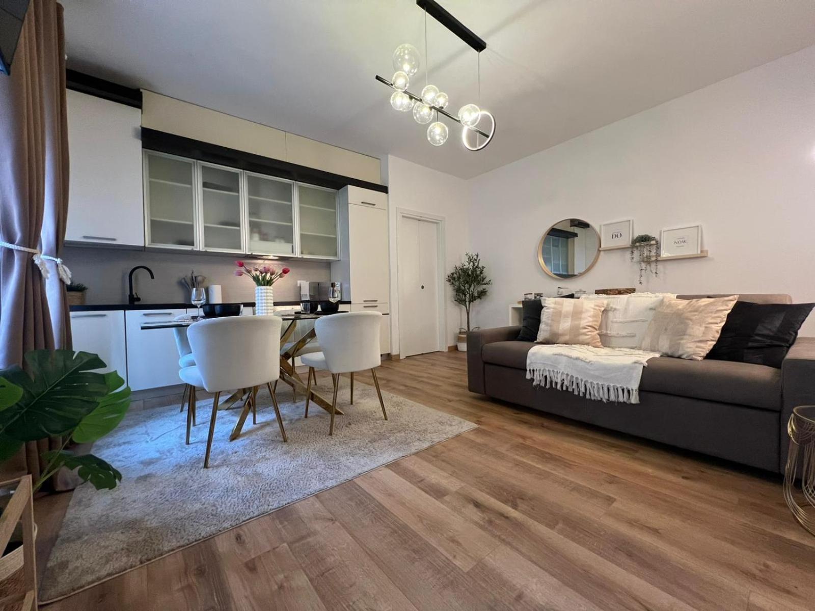 La Regina Delle Locazioni In Bocconi Apartment