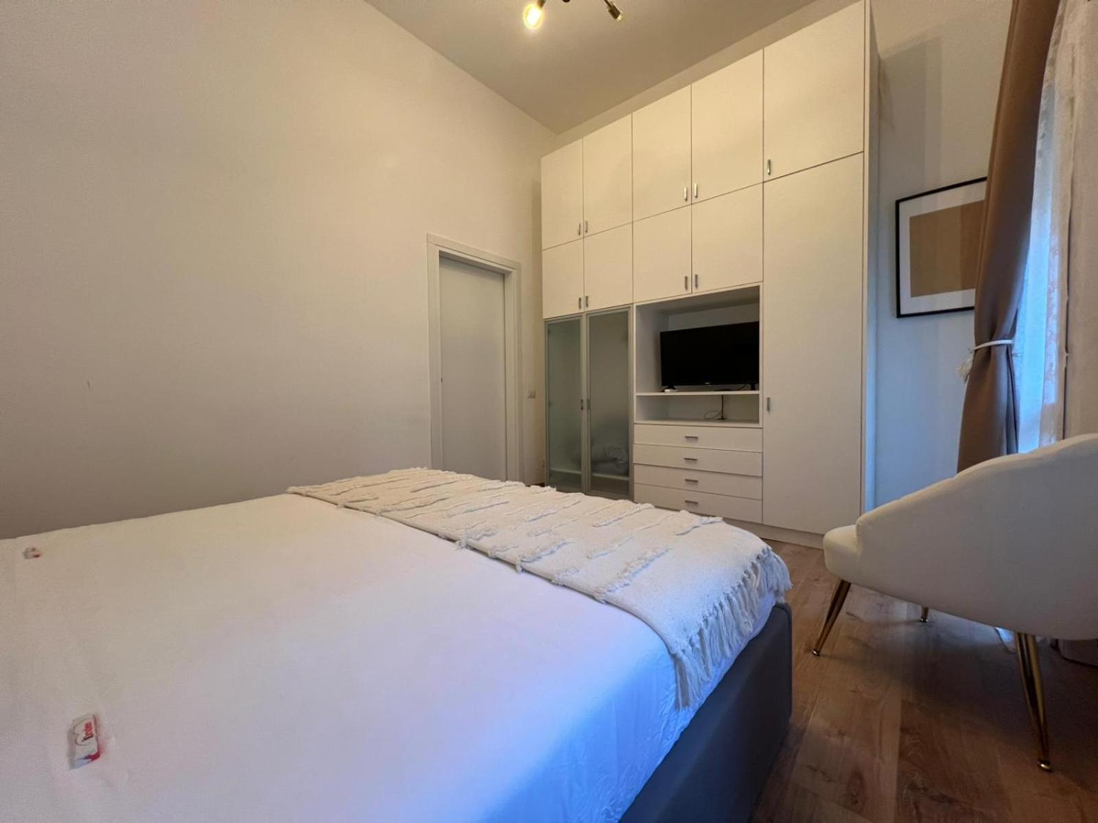 La Regina Delle Locazioni In Bocconi Apartment Milan