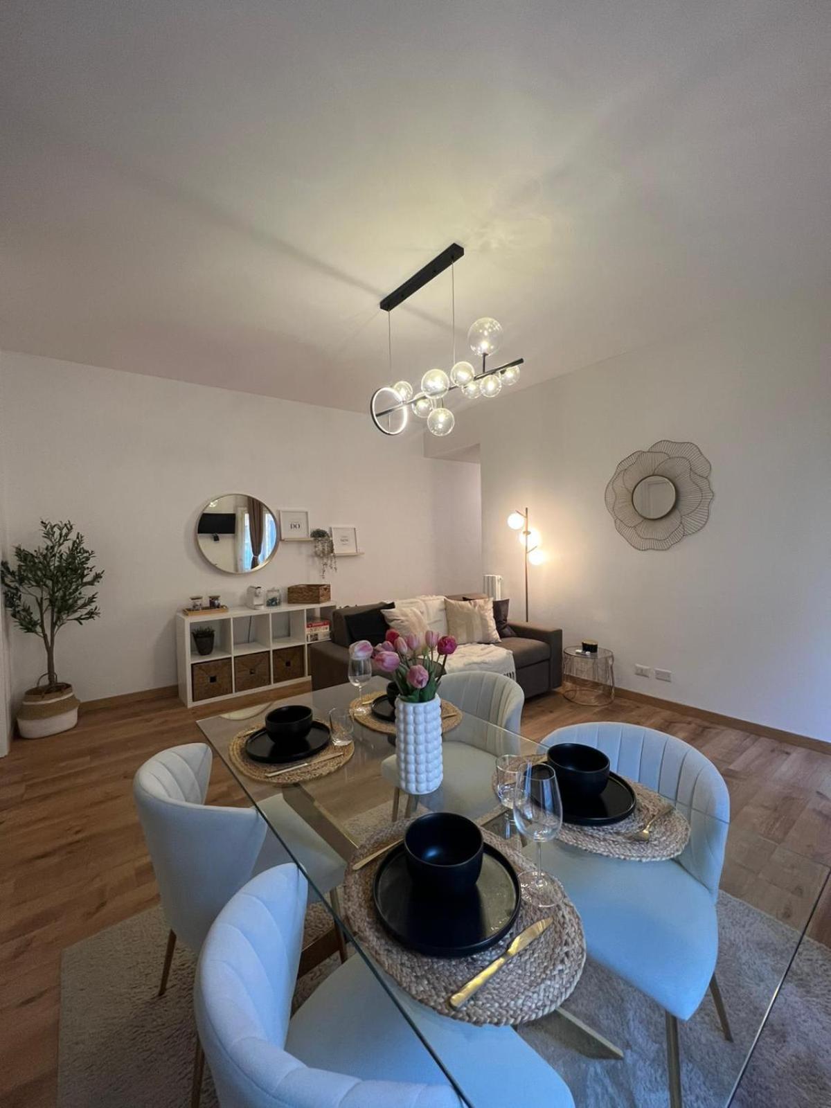 Apartment La Regina Delle Locazioni In Bocconi Milan