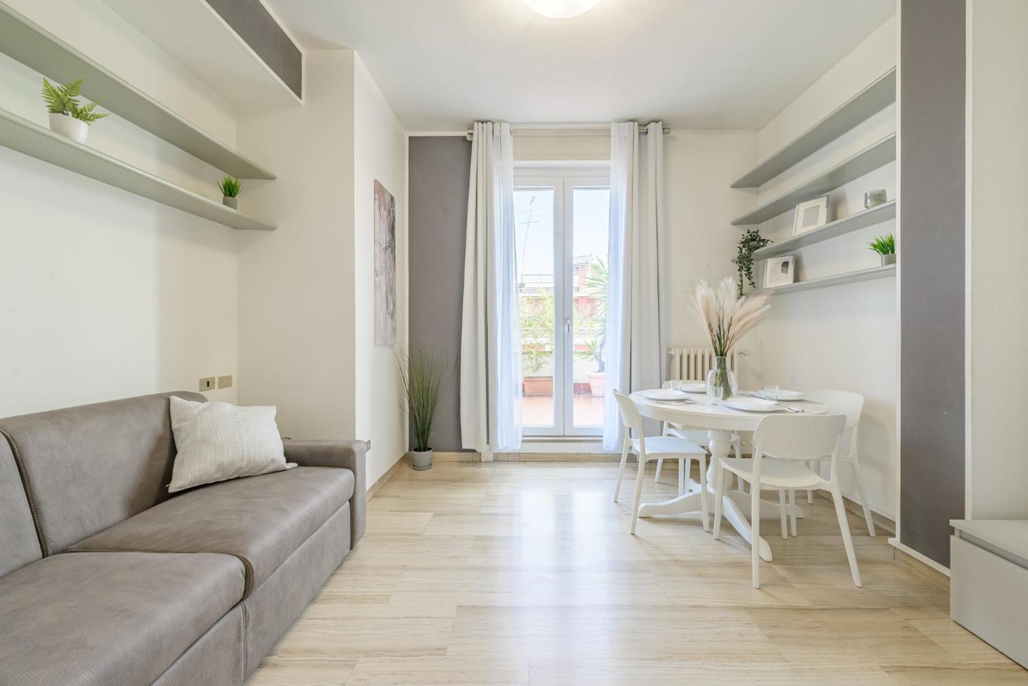 Apartamento Elegante Attico Con Terrazzo Esclusivo